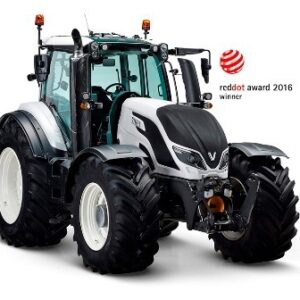 Valtra T4900 Red Dot Award